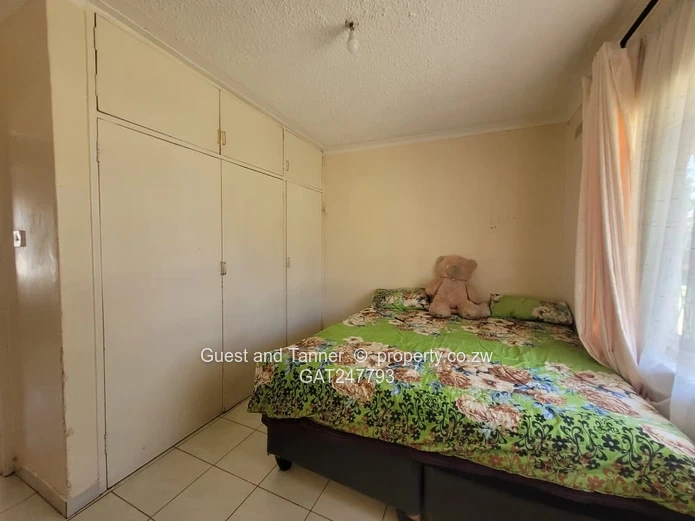 New Marlborough Neat and Spacious Family Home - 4 Bedrooms to Rent