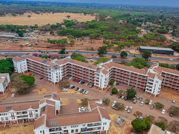 2 Bedroom Flat & Apartment