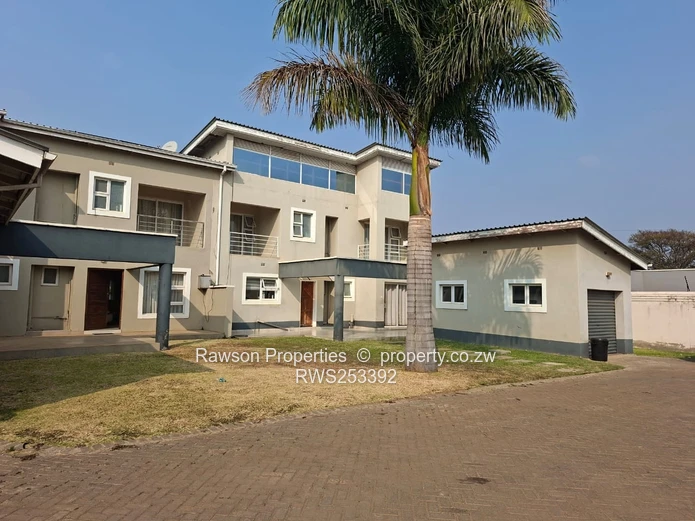 Avondale West Townhouse For Sale