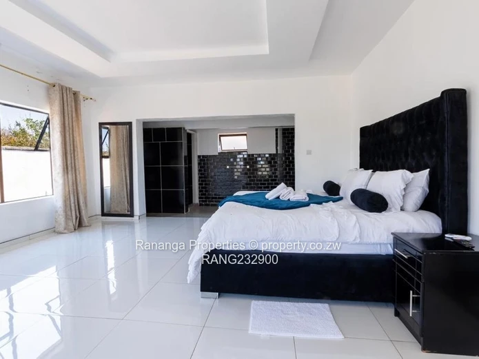 Crescent Home Resort Holidays