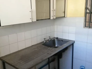 3 Bedroom Flat & Apartment