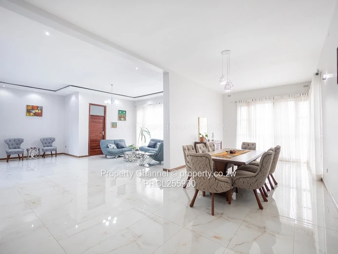 Sunlit 5-Bed Umwinsidale Home with Marble Floors