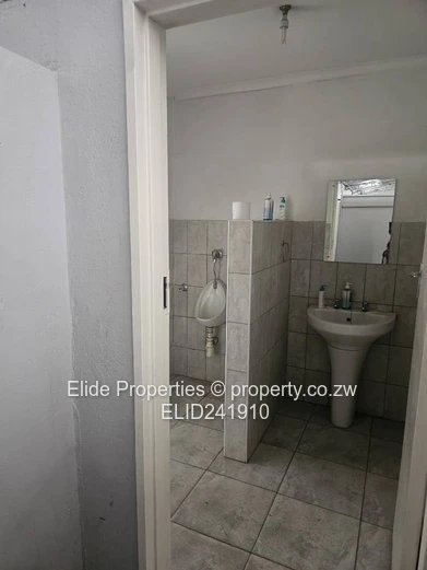 Msasa, Harare East: 350m² Warehouse/Factory – Shelving & Toilets (Sole Mandate)