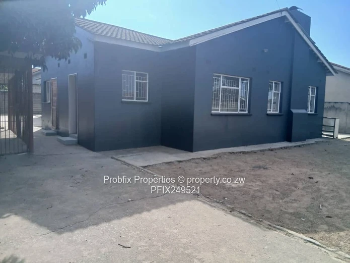 Zimre Park Neat House for sale 