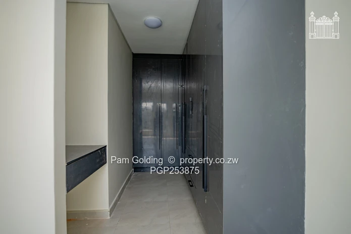 Modern 2-Bedroom Cluster Home In Marlborough