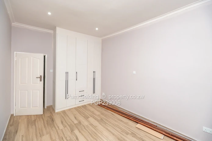 Townhouse for Rent In Northwood