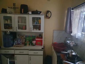 **Spacious 2-Bedroom Flat for Rent in Chitungwiza with Borehole**