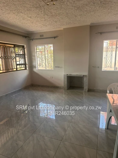 Neat 3 bedroomed house to let in Bloomingdale