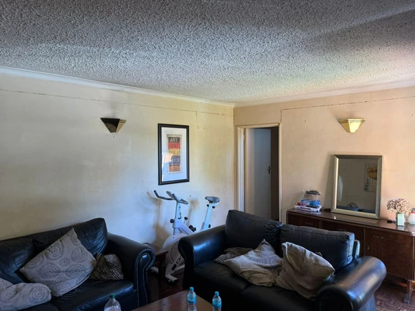 3 Bedroom Flat & Apartment