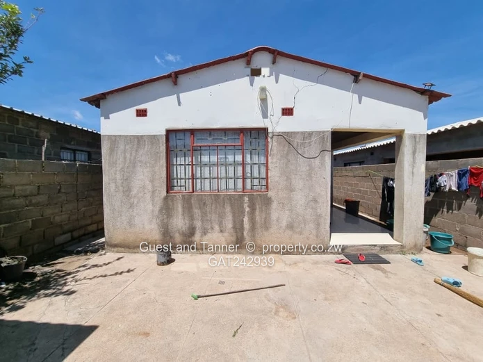 3 BR House in Cowdray Park, Bulawayo