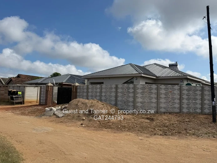 4 Bed Bloomingdale House to Let