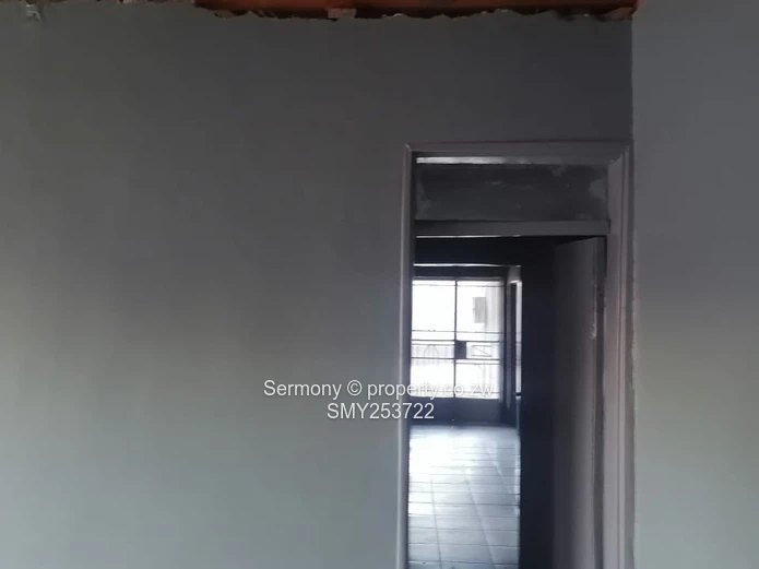 Massive Residential Property In Chipukutu Up For Grabs, 