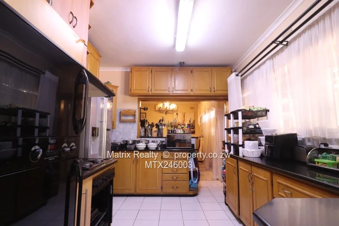 Family Home for Sale in Alexandra Park