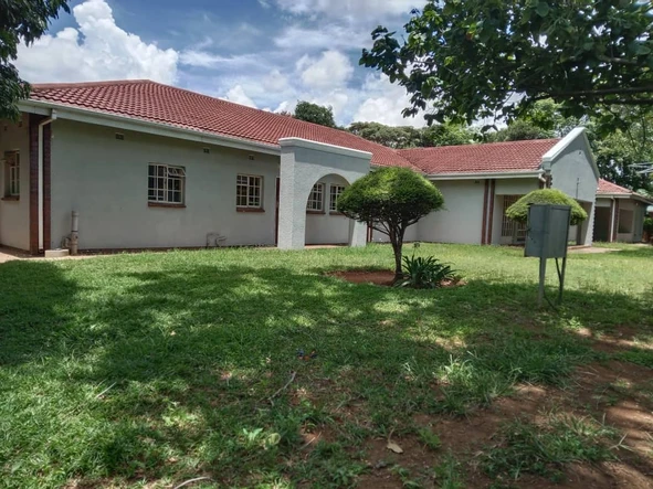 5 Bedroom House