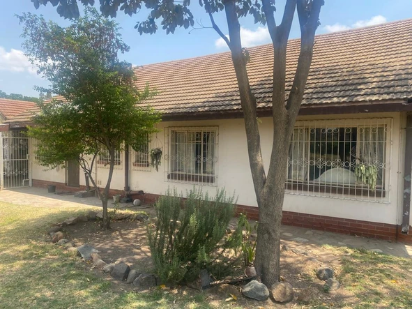 5 Bedroom House