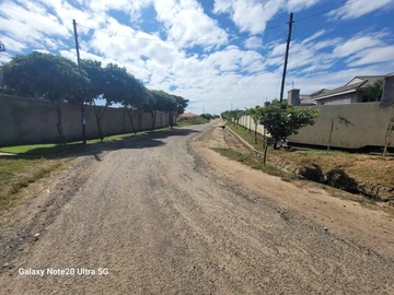 Stands & Residential Land