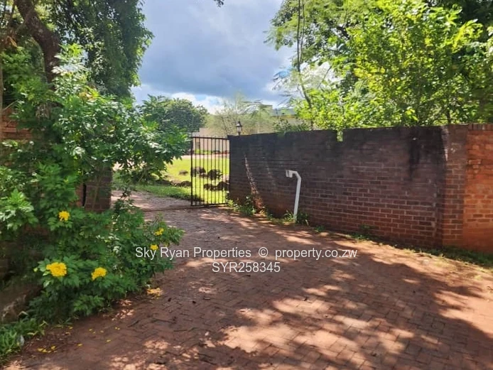 Greystone Park Marston Close