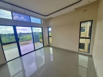 4 Bedroom Flat & Apartment