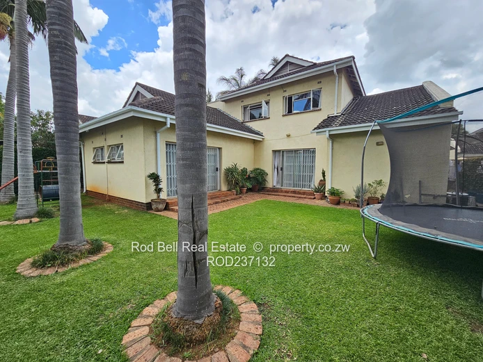 Double story 3-bedroom townhouse within well-established complex