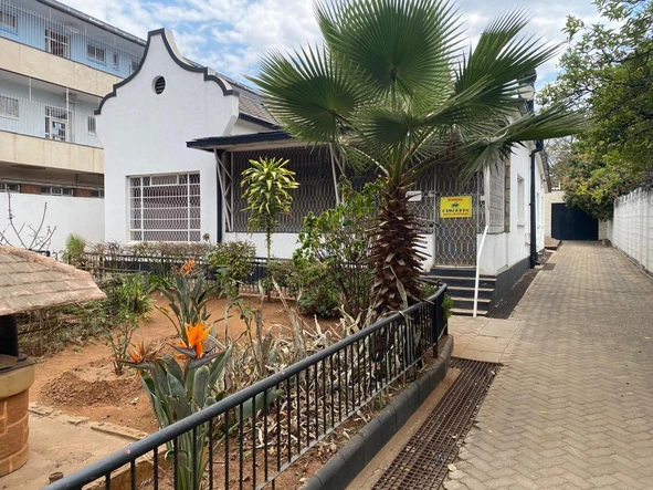 Neat Townhouse In The Heart Of CBD