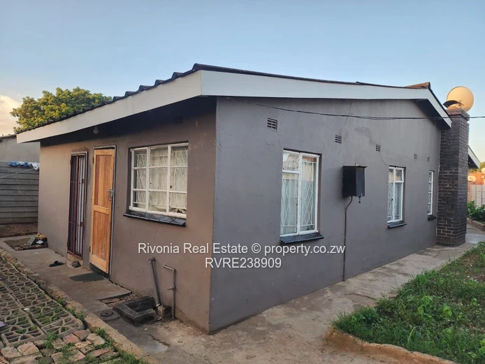 4-Bed Glenview 8 Home — Walled, Verandah, ZESA & Water