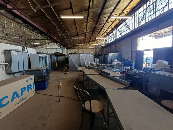 Warehouse & Factory