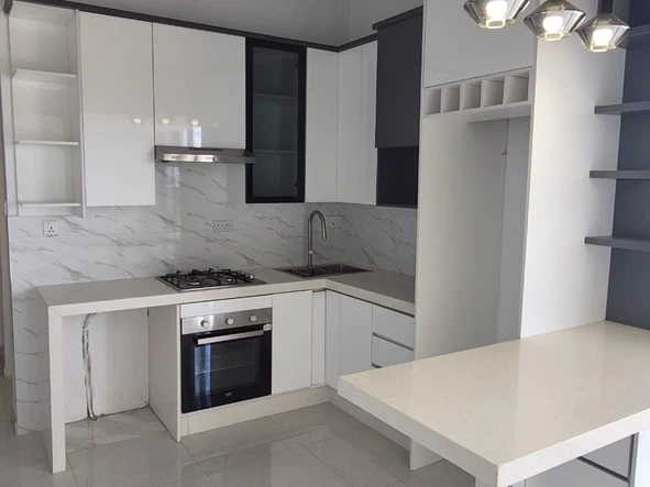 Flat & Apartment
