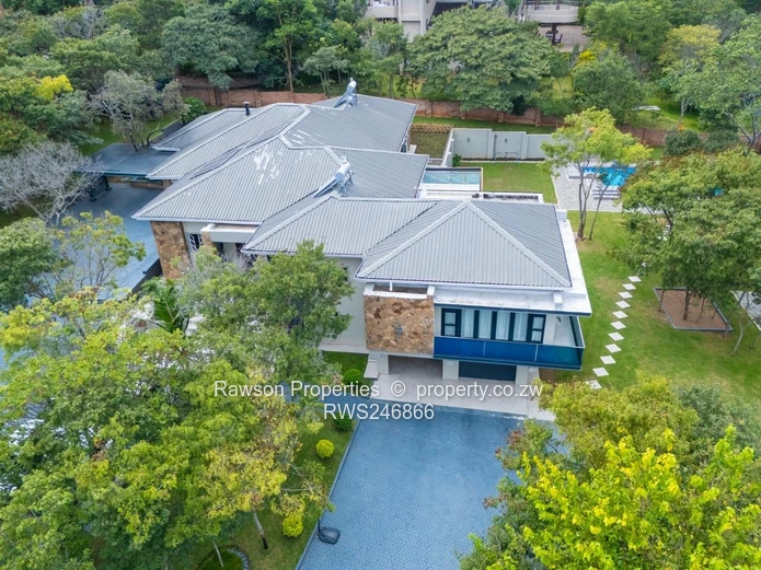 Prestigious Glen Lorne Contemporary Residence