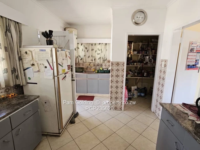 Timeless Family Living In Hillcrest