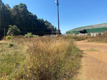 Commercial & Industrial Land