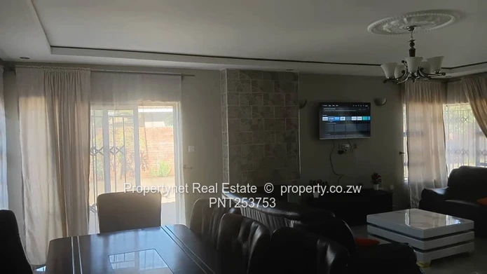 Solid neat family home!!!