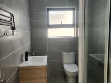 3 Bedroom Garden Flat