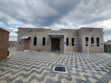 Newly Built 4 Bedrooms House To Let in Arlington