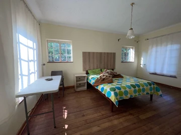 4 Bedroom Garden Flat