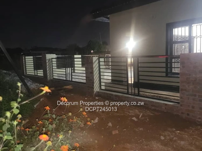 Stylish 4-Bed Tynwald Home — Borehole & Modern Finishes