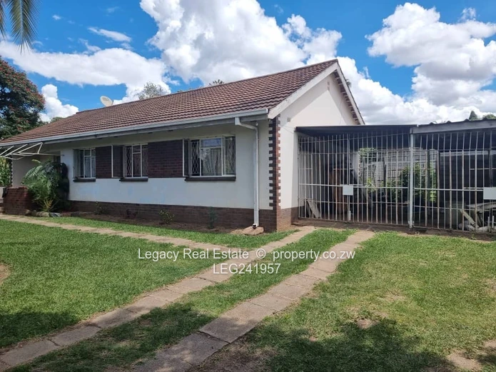 Charming Starter Home with Expansion Potential – Mabelreign