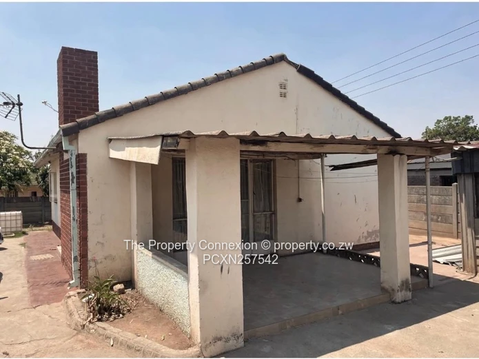 Excellent Investment Opportunity – 3-Bedroom Home In Houghton Park