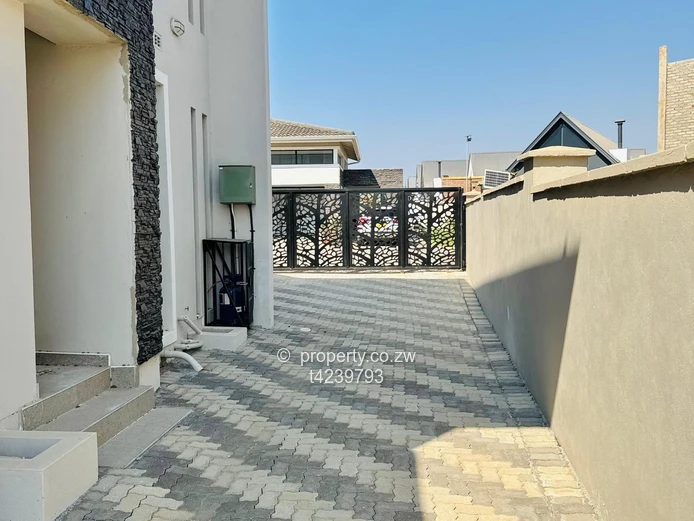 Borrowdale Pokugara estate 4 bedroom house for rent