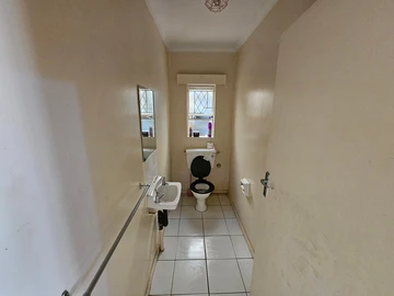 3 Bedroom Garden Flat