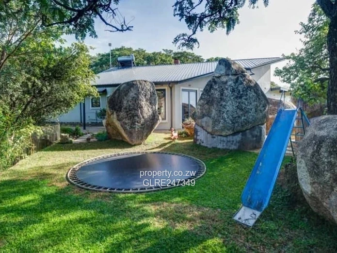 Greendale 4-Bed Home on 4 Acres — Pool, Borehole & Views
