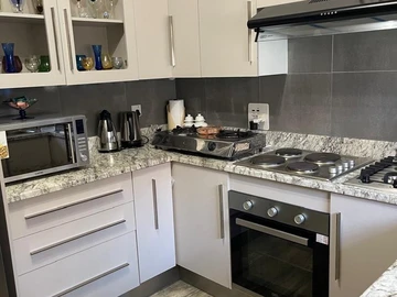 2 Bedroom Garden Flat