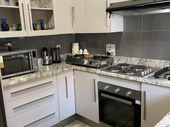 2 Bedroom Garden Flat