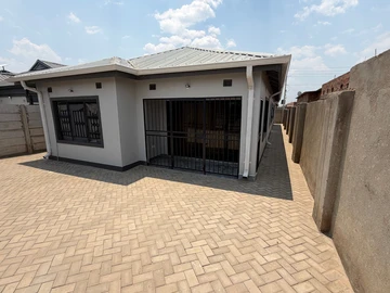 4 Bedroom House