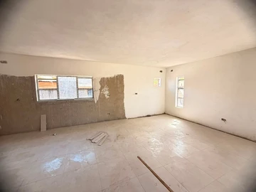 4 Bedroom Garden Flat