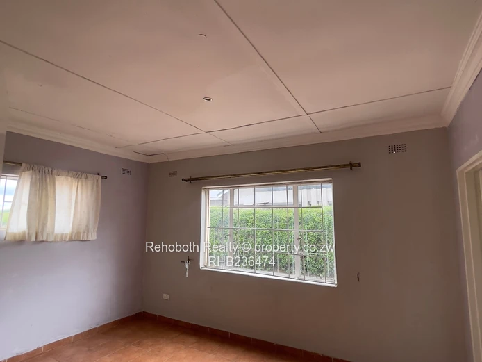 An office space for Rent in Pomona