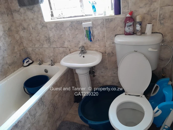 Apartment in Avondale with Secure Title