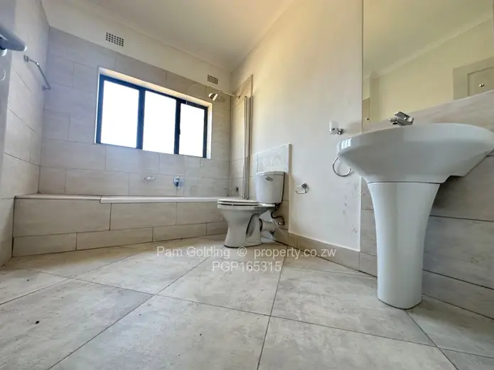 Modern 2 Bedroom apartment - Arlington Estates 