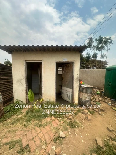 Commercial Stand in Westlea, 2 000sqm, with title deeds