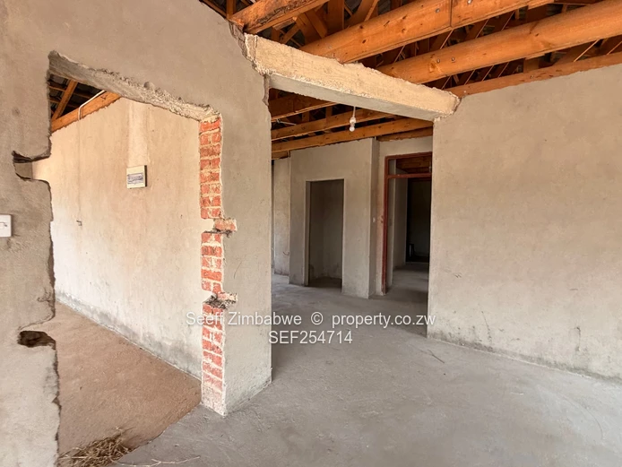 Spacious 4-Bed Unfinished Home on 400m² in Mabvazuva (Sole Mandate)