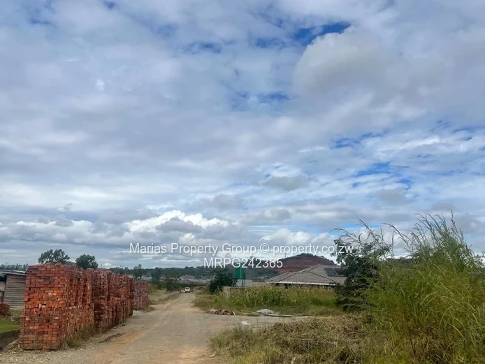 335 sqm Stand on Tarred Road — Cold Comfort, Harare West